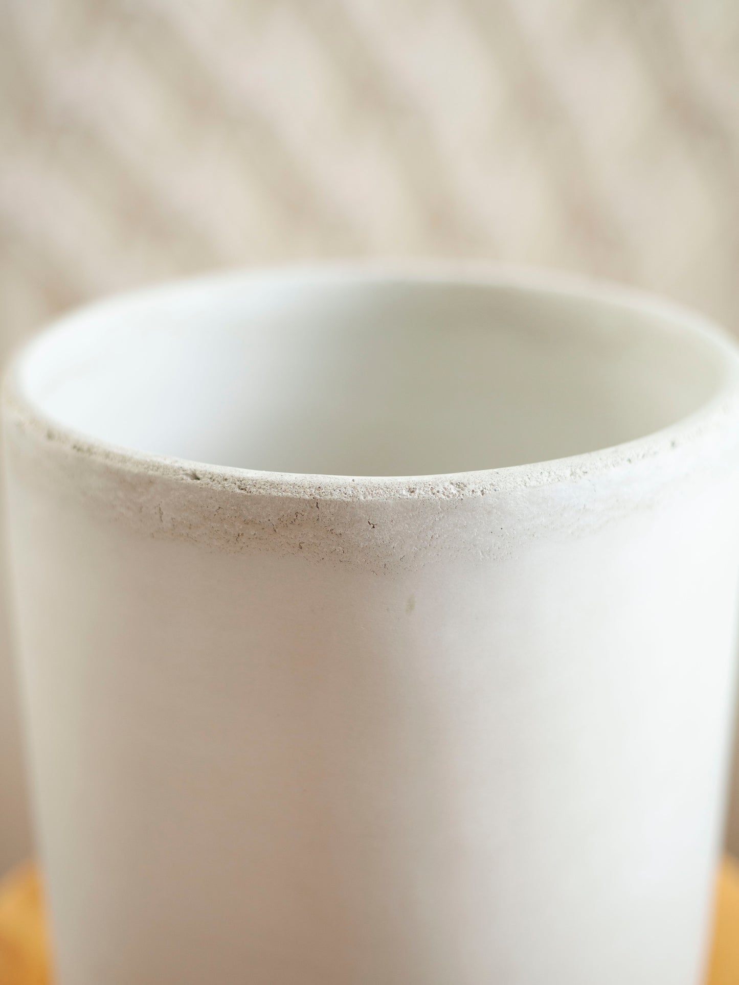 Straight Sided Concrete Pot in White 9"