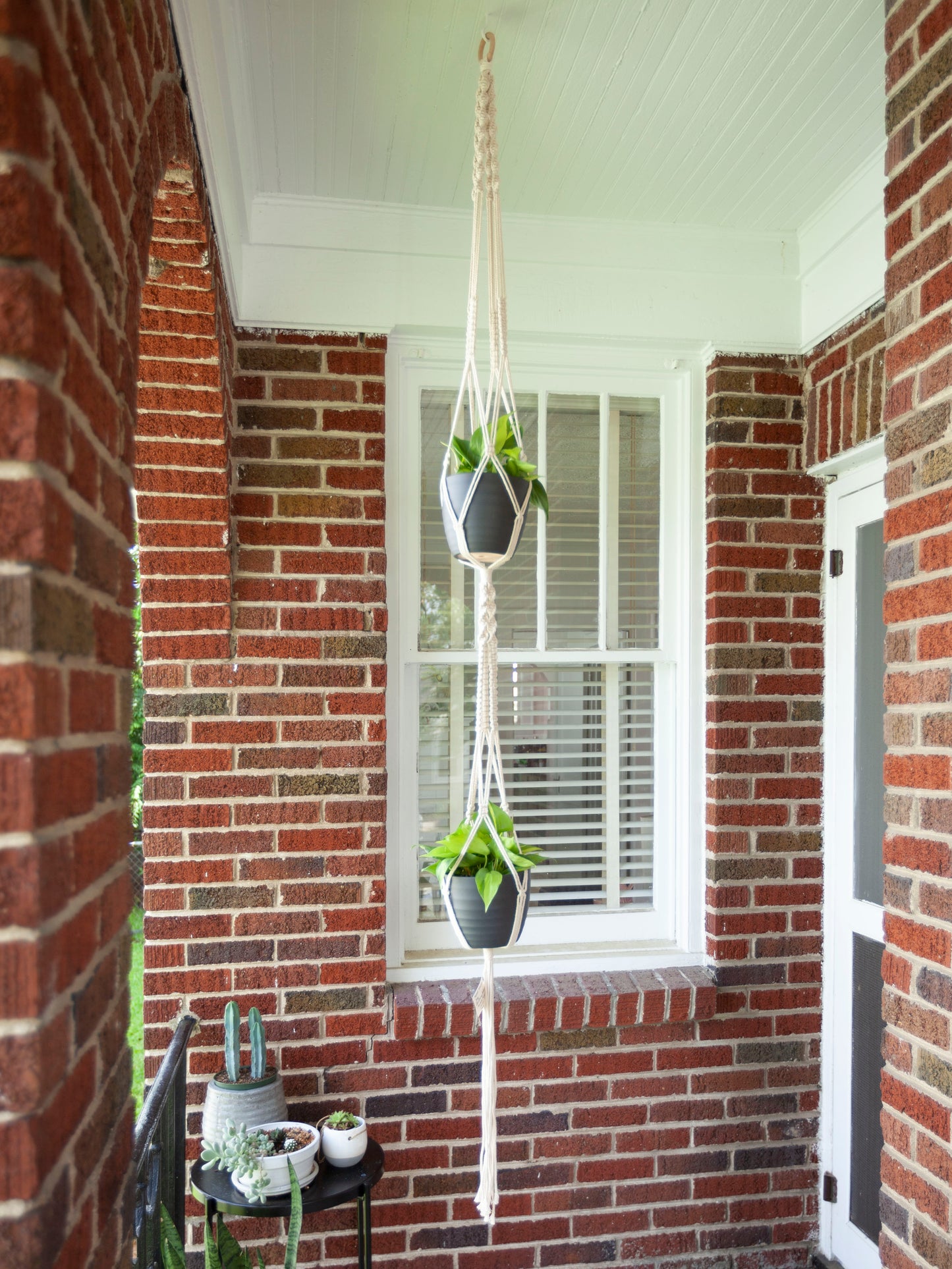 Double Carefree Macramé Hanger