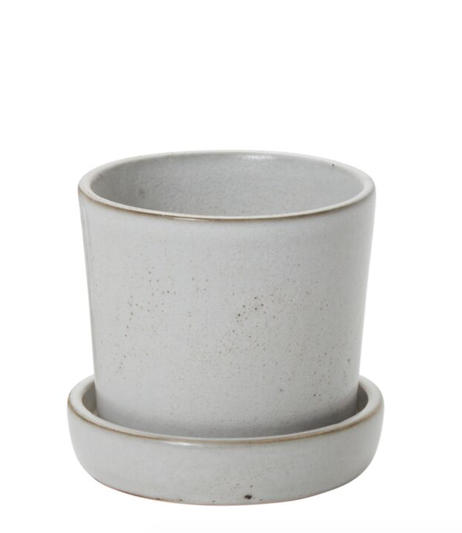 Watson Pot with Saucer 5"