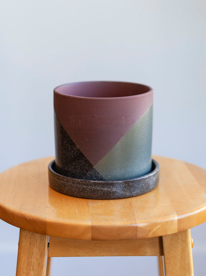 El Cerro Pot with Saucer